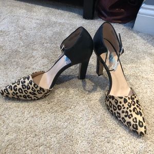 Cynthia Rowley leopard print heel size 10